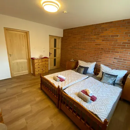 Apartamento Veronka Vendékház *